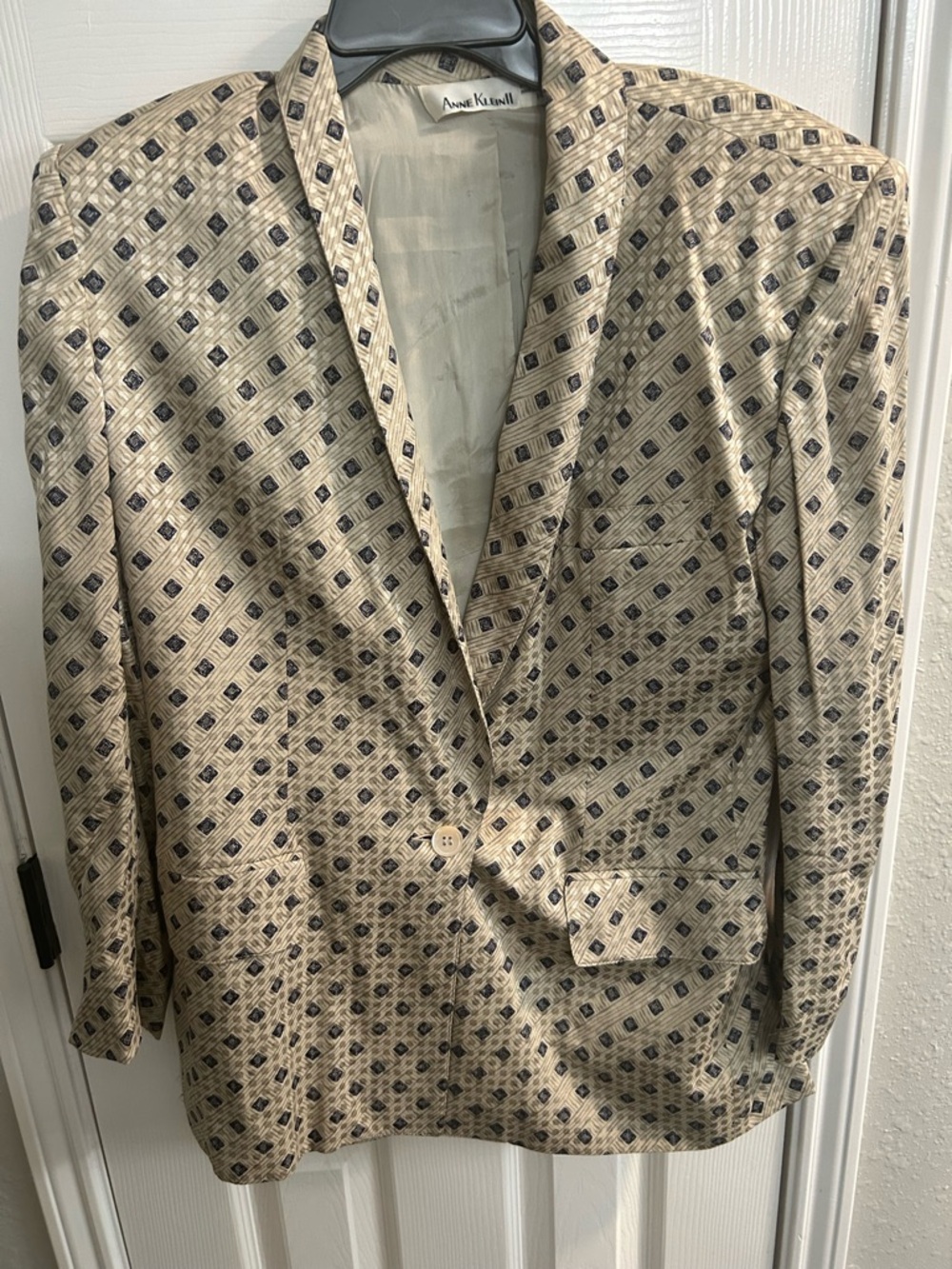 Womens Vintage Anne Klein II blazer size 14 silk old money look